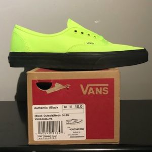 VANS AUTHENTIC (Black Outsole) Neon Green/ BlkSz10